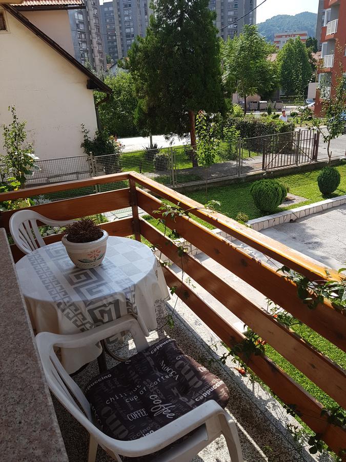Guesthouse Irac Тузла Экстерьер фото